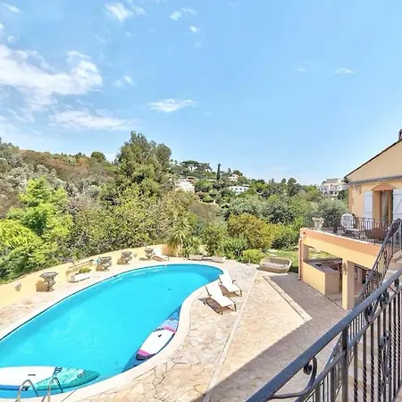 De Prestige Avec Piscine Et Grand Jardin