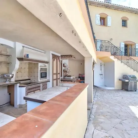 Villa De Prestige Avec Piscine Et Grand Jardin Vallauris
