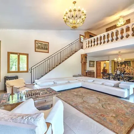 Villa De Prestige Avec Piscine Et Grand Jardin Vallauris